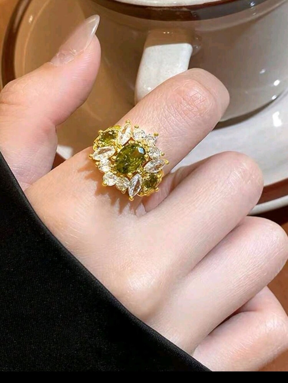 BRAND NEW ** Gold-Tone Green Crystal Cluster Statement Cuff Ring